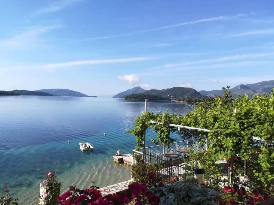 Villa Violeta Lefkada Nydri Exterior photo